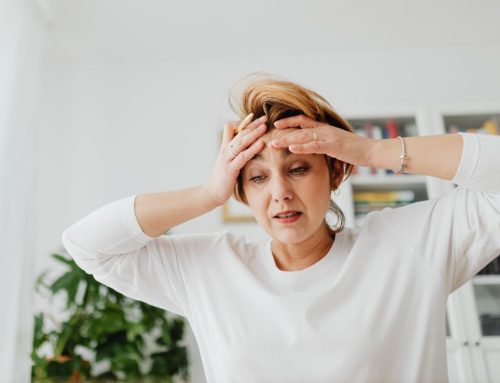 ¿Cómo afecta la menopausia en la densidad ósea y qué podemos hacer para mejorarla?